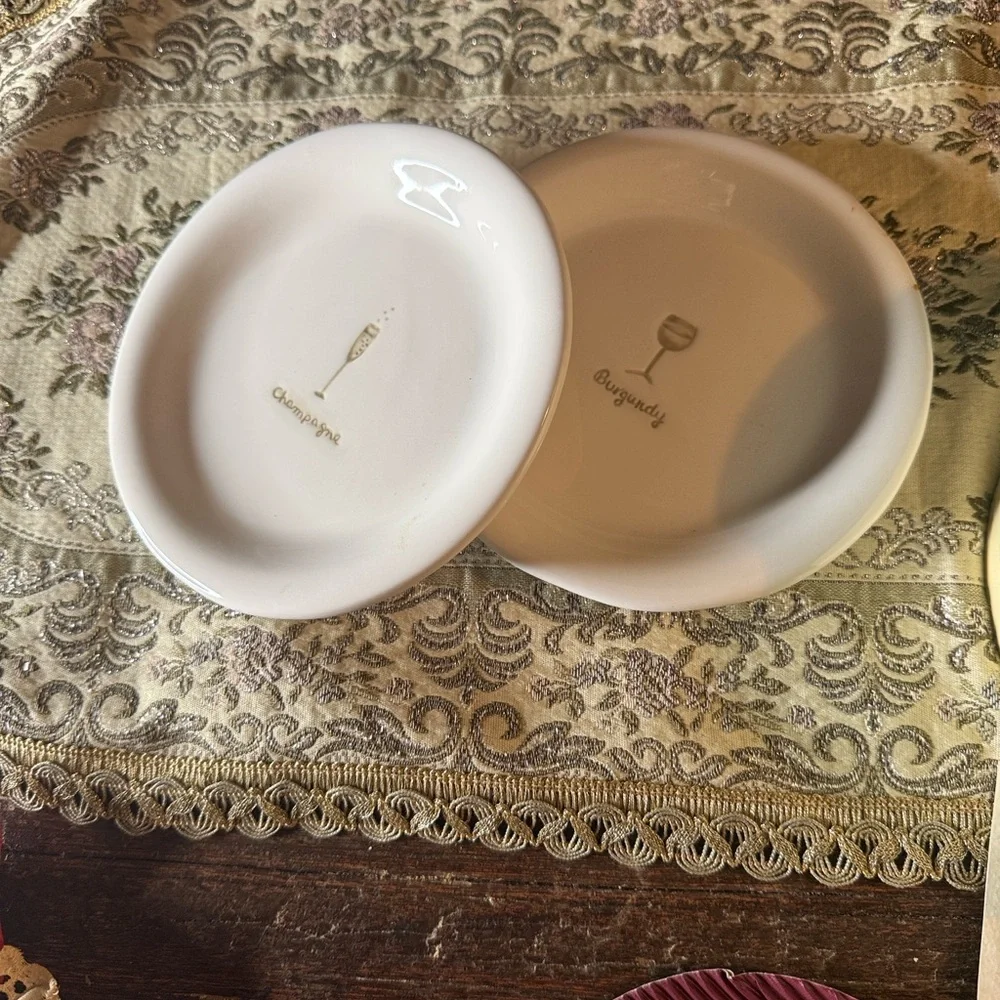 6 Williams Sonoma 6 inch appetizer plates